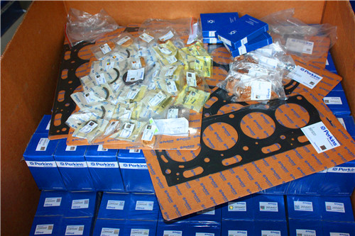 卡特彼勒c18珀金斯發(fā)動機(jī)配件多少錢?