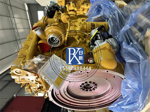 卡特發動機320：轉速與速度的工程奇跡