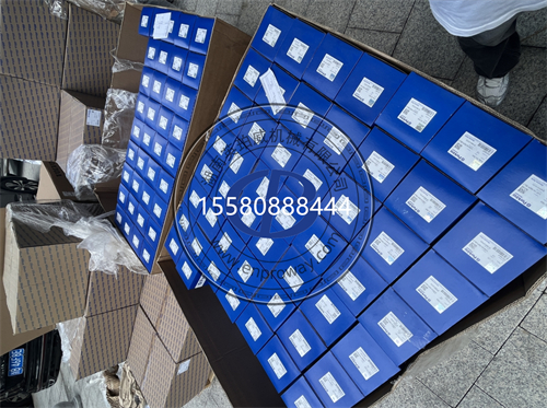 工程機械配件大揭秘：珀金斯柴油機原裝進口，廠價直銷的寶藏庫